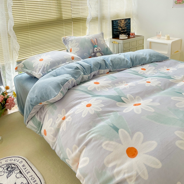 91家纺网 家纺一手货源 找家纺 慕尚2022新款田园花卉类牛奶绒四件套 畅游花海