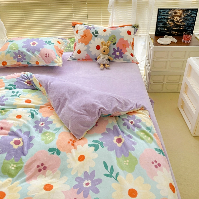 91家纺网 家纺一手货源 找家纺 慕尚2022新款田园花卉类牛奶绒四件套 布蓝卡