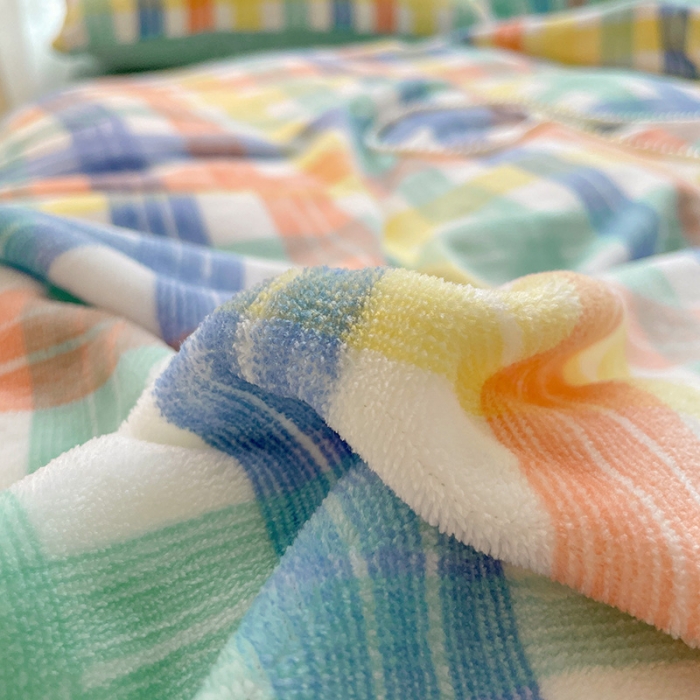 91家纺网 家纺一手货源 找家纺 慕尚2022新款撞色果冻格子复古格子牛奶绒四件套 果冻格子-绿