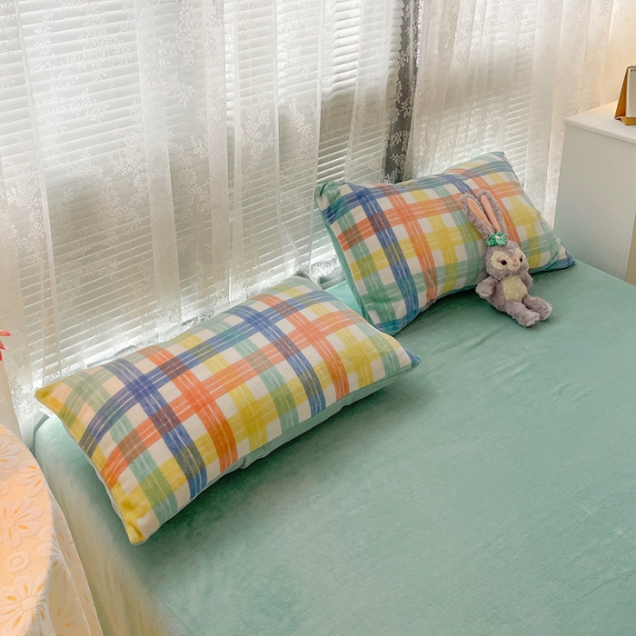 91家纺网 家纺一手货源 找家纺 慕尚2022新款撞色果冻格子复古格子牛奶绒四件套 果冻格子-绿