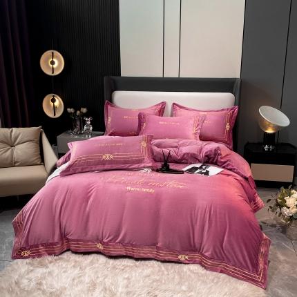 91家纺网 家纺一手货源 找家纺 苹果星2022新款牛奶绒婴儿丽丝臻棉水晶绒绣花四件套 豆沙