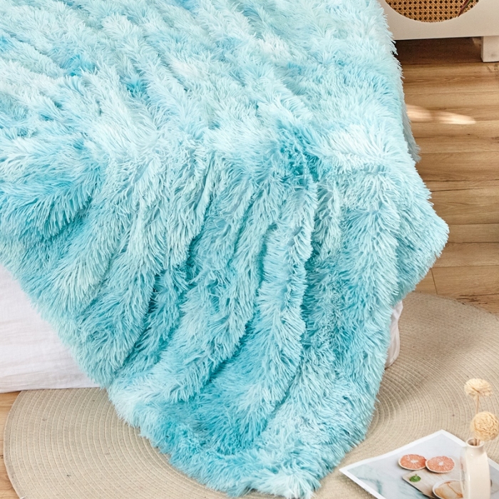 91家纺网 家纺一手货源 找家纺 品尚嘉 水貂绒毛毯长毛绒法莱绒双层跨境外贸毯子 扎染-水蓝