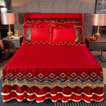 91家纺网 家纺一手货源 找家纺 情恒2025新款皇朝盛世系列全夹棉单床裙大红色