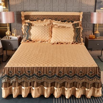 91家纺网 家纺一手货源 找家纺 情恒2025新款皇朝盛世系列全夹棉单床裙金槟色