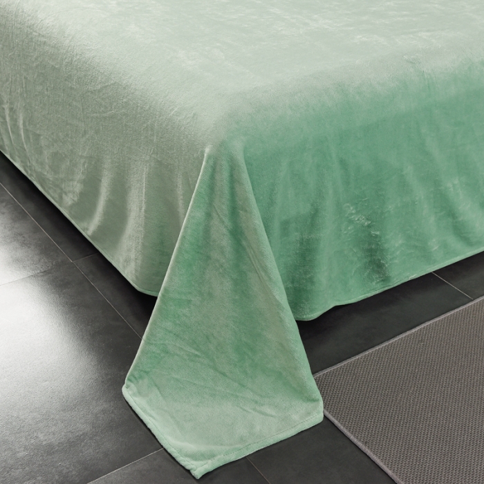 91家纺网 家纺一手货源 找家纺 简爱 2025新款高克重简单款牛奶绒刺绣四件套 羽毛-浅绿