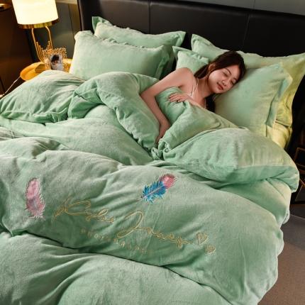 简爱 2025新款高克重简单款牛奶绒刺绣四件套 羽毛-浅绿