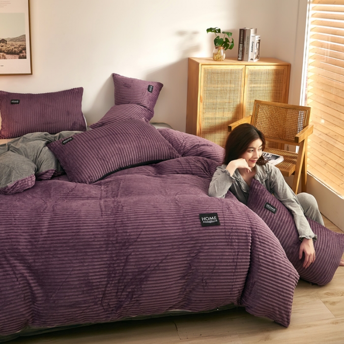 91家纺网 家纺一手货源 找家纺 爱洛家纺 2021新款保暖魔法绒四件套 紫灰色