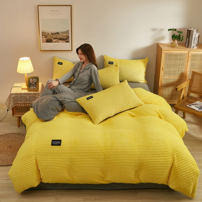 91家纺网 家纺一手货源 找家纺 爱洛家纺 2021新款保暖魔法绒四件套 黄色