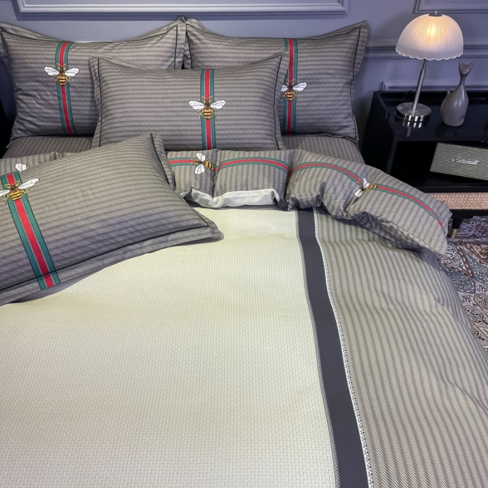 91家纺网 家纺一手货源 找家纺 金爱家 2021新款大版13372条格简约单品系列 极简主义