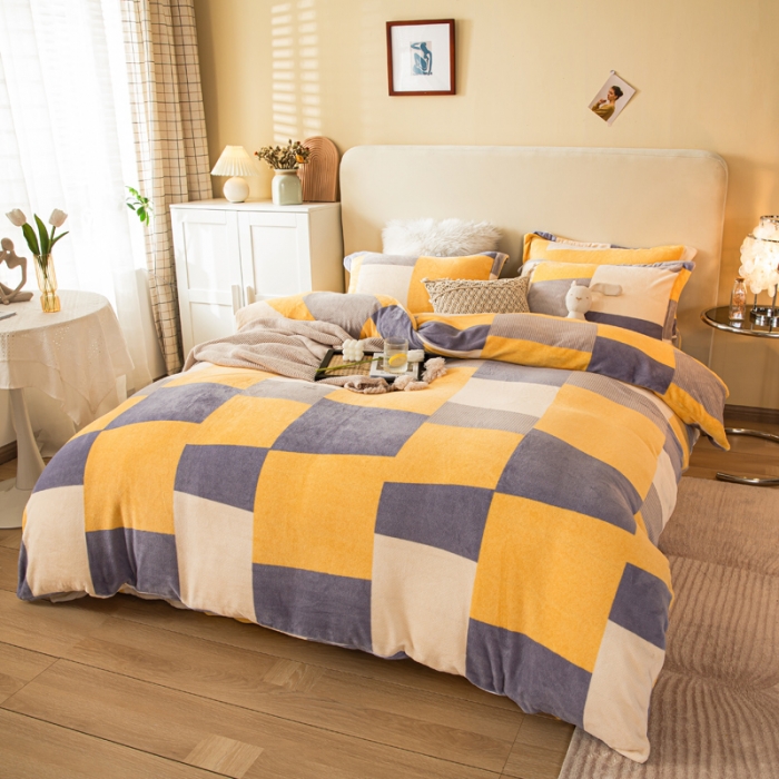 91家纺网 家纺一手货源 找家纺 凡客2021秋冬新款重3.8kg高克重牛奶绒印花四件套哈维黄