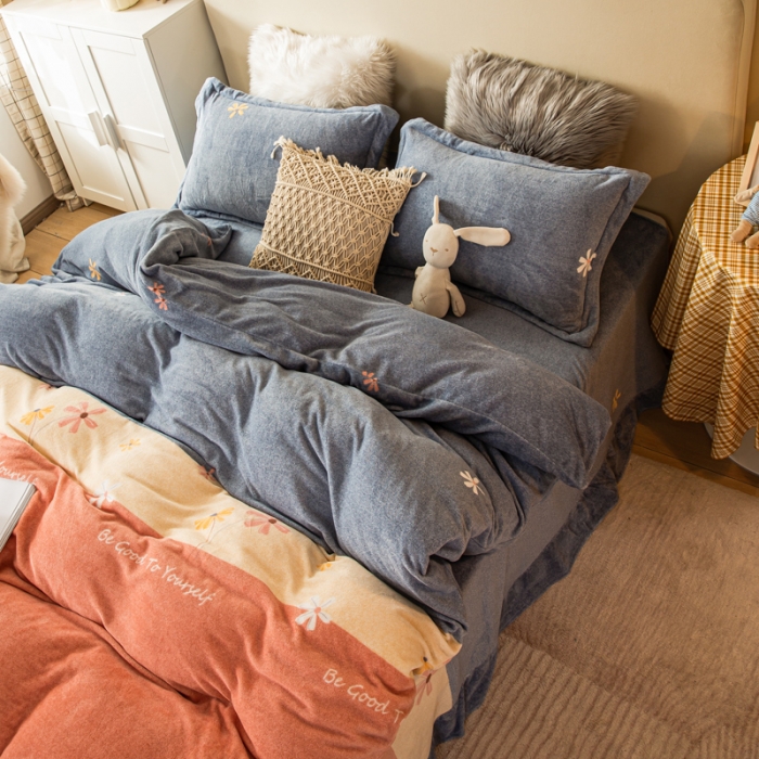 91家纺网 家纺一手货源 找家纺 凡客2021秋冬总重3.8kg高克重牛奶绒印花四件套简单时光