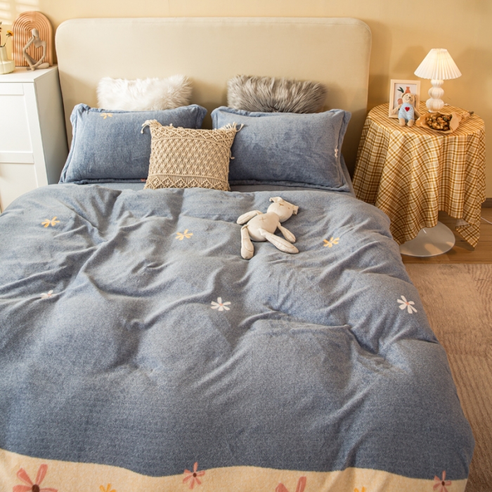 91家纺网 家纺一手货源 找家纺 凡客2021秋冬总重3.8kg高克重牛奶绒印花四件套简单时光