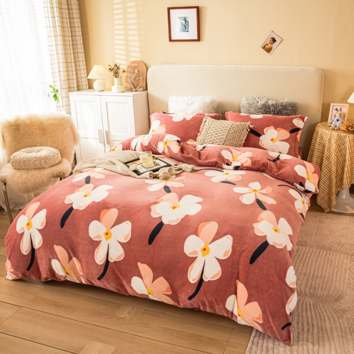 91家纺网 家纺一手货源 找家纺 凡客2021秋冬总重3.8kg高克重牛奶绒印花四件套那拉提红