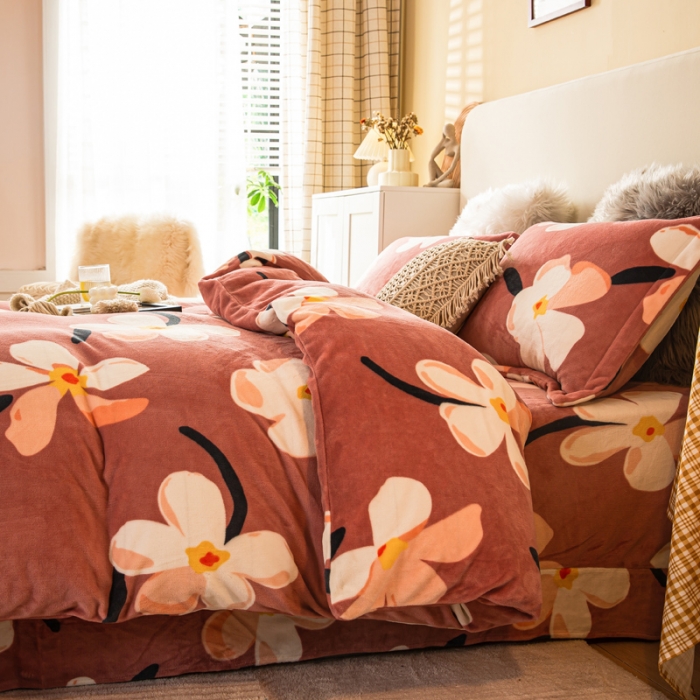 91家纺网 家纺一手货源 找家纺 凡客2021秋冬总重3.8kg高克重牛奶绒印花四件套那拉提红