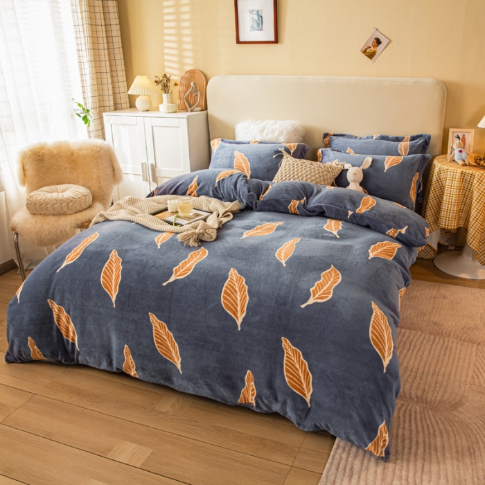 91家纺网 家纺一手货源 找家纺 凡客2021秋冬重3.8kg高克重牛奶绒印花四件套片片柔情紫