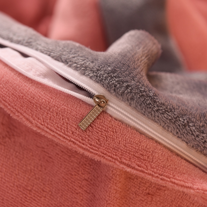 91家纺网 家纺一手货源 找家纺 艾米家居 2021新款牛奶绒刺绣H款四件套 豆沙