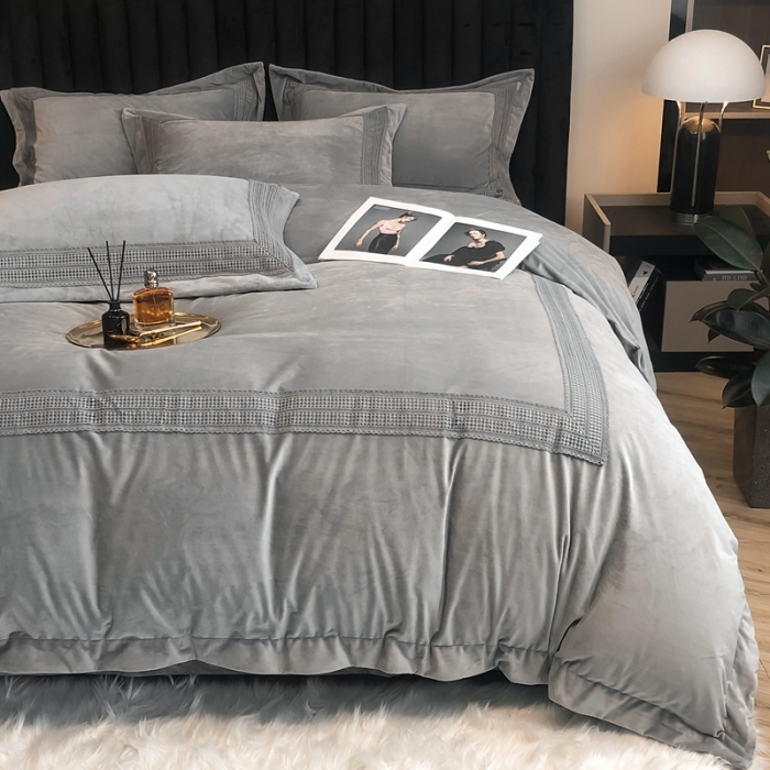 91家纺网 家纺一手货源 找家纺 榻尚 2021新款柔肤绒花边款四件套遇见系列 银灰