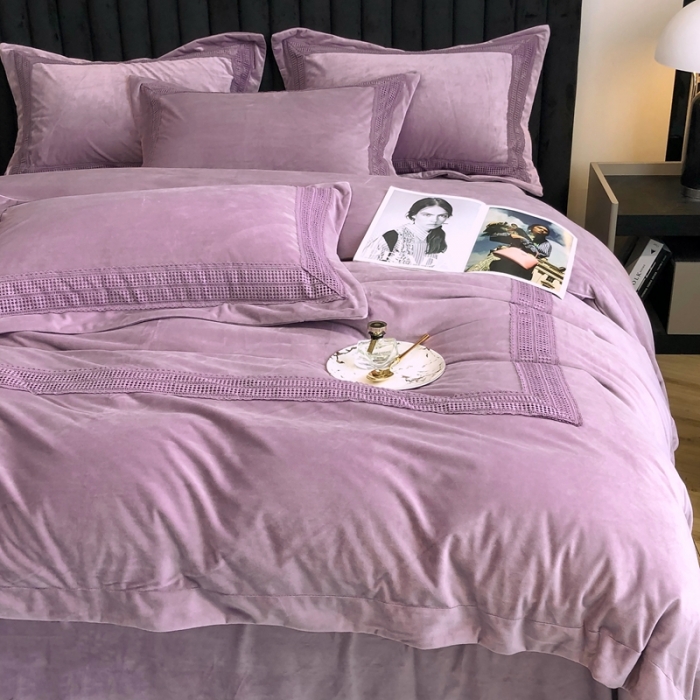 91家纺网 家纺一手货源 找家纺 榻尚 2021新款柔肤绒花边款四件套遇见系列 紫