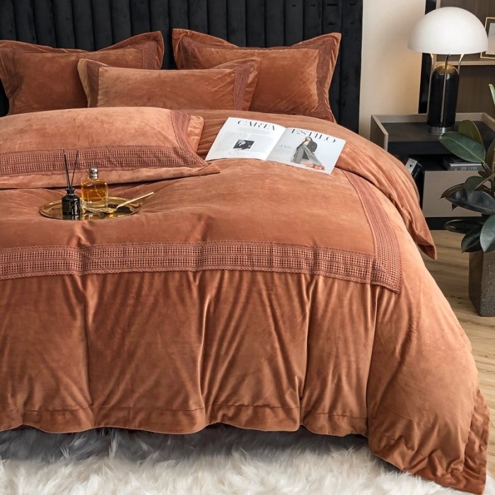 91家纺网 家纺一手货源 找家纺 榻尚 2021新款柔肤绒花边款四件套遇见系列 焦糖