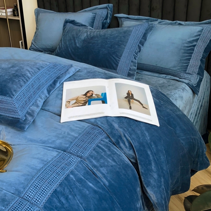 91家纺网 家纺一手货源 找家纺 榻尚 2021新款柔肤绒花边款四件套遇见系列 深蓝