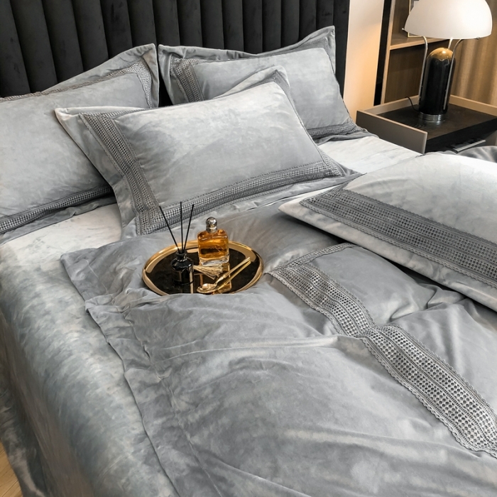 91家纺网 家纺一手货源 找家纺 榻尚 2021新款柔肤绒花边款四件套遇见系列 银灰