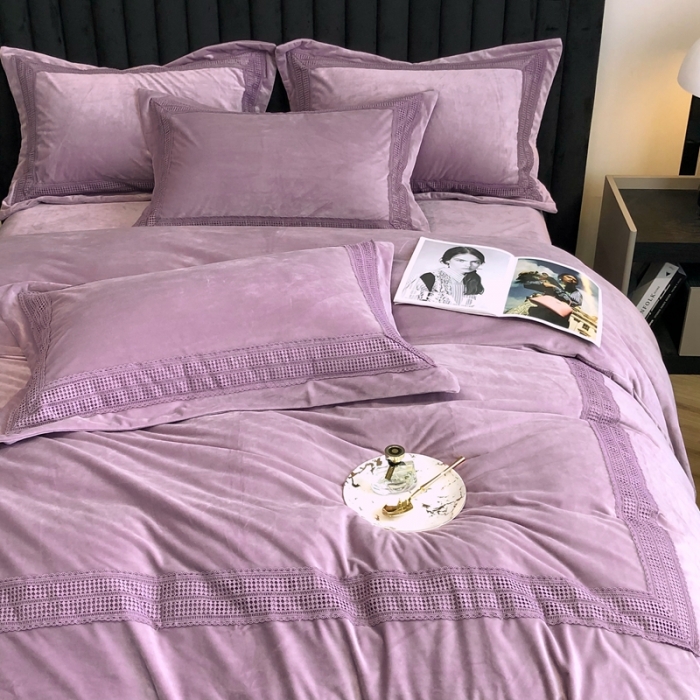 91家纺网 家纺一手货源 找家纺 榻尚 2021新款柔肤绒花边款四件套遇见系列 紫