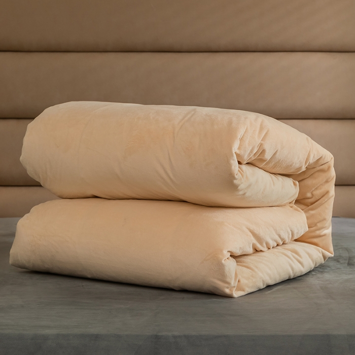 91家纺网 家纺一手货源 找家纺 寐眠2021新款天鹅绒被套 奶茶纯色