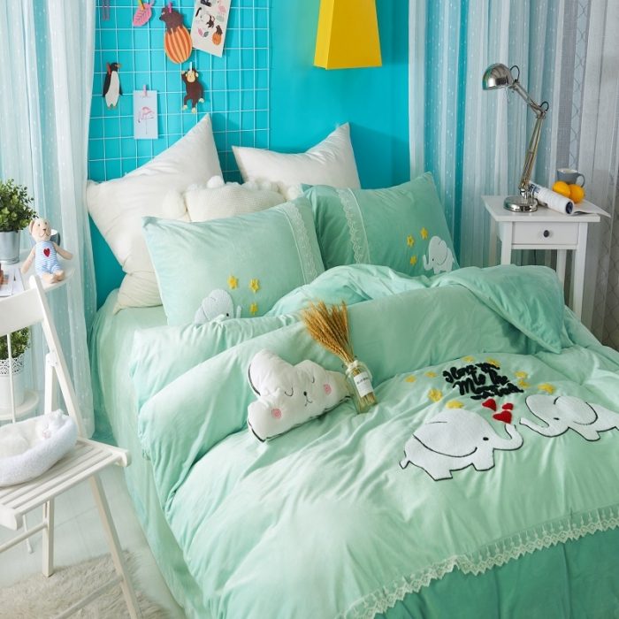 91家纺网 家纺一手货源 找家纺 青竹苑 2021新款婴儿宝宝绒牛奶绒贴布绣花四件套可爱象水绿