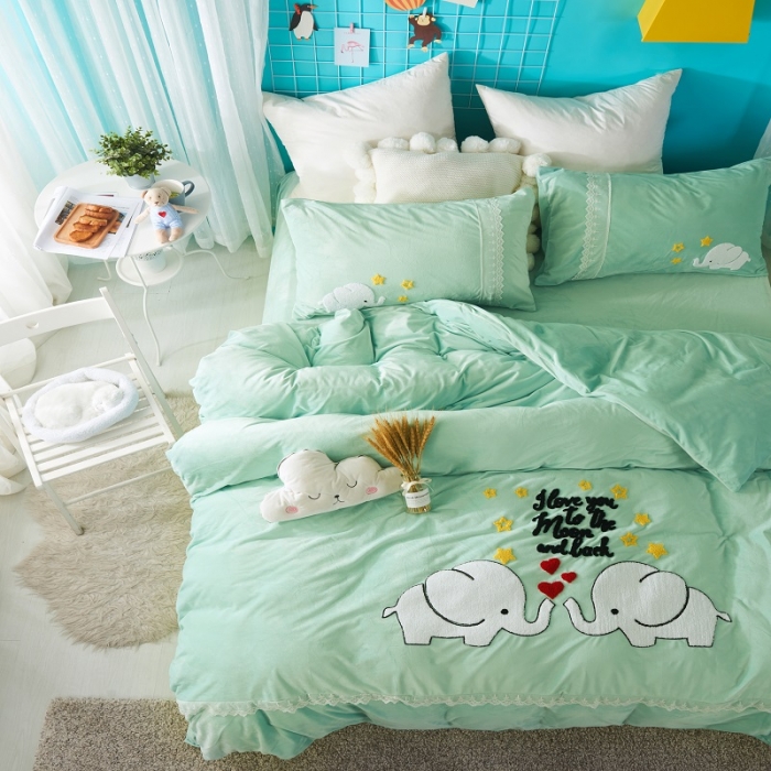 91家纺网 家纺一手货源 找家纺 青竹苑 2021新款婴儿宝宝绒牛奶绒贴布绣花四件套可爱象水绿