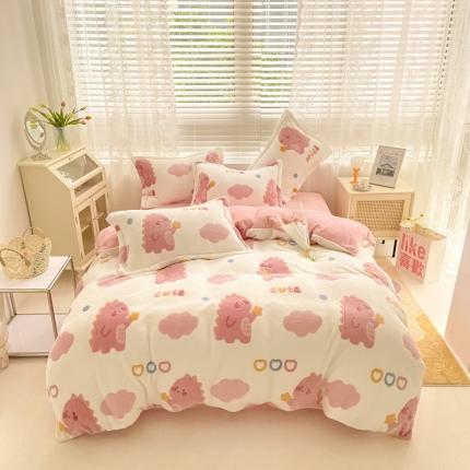 91家纺网 家纺一手货源 找家纺 川悦生活 2021新款立体雪花绒四件套直播供货 爱心恐龙