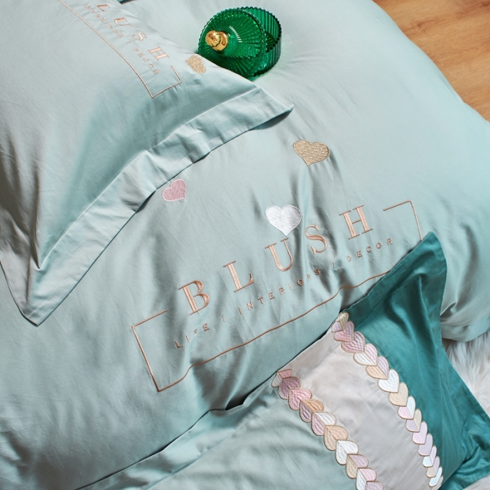 91家纺网 家纺一手货源 找家纺 杜先生 2021新款100支长绒棉刺绣四件套—漫时光 蔚蓝