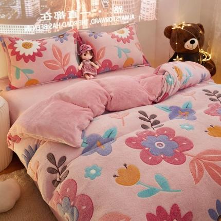 91家纺网 家纺一手货源 找家纺 佰亿莱2024新款5D雕花雪花绒四件套 花香