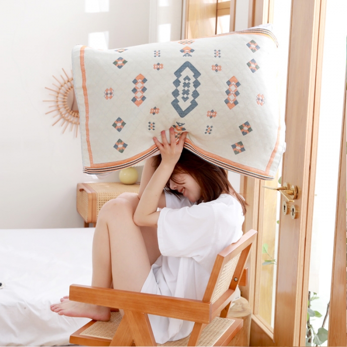 91家纺网 家纺一手货源 找家纺 朴尔家纺 2021新品波西米亚风全棉四层纱布定位枕巾爱丁堡兰