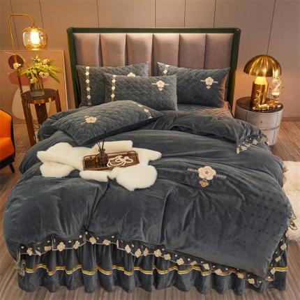 91家纺网 家纺一手货源 找家纺 （总）菊上家纺 2021新款刺绣雕花克拉恋人荷兰绒四件套