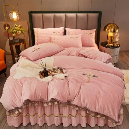 91家纺网 家纺一手货源 找家纺 （总）菊上家纺 2021新款刺绣雕花克拉恋人荷兰绒四件套