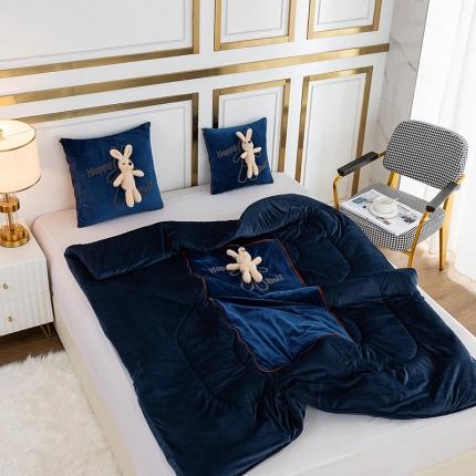 91家纺网 家纺一手货源 找家纺 （总）宝马家纺 2022新款毛巾绣抱枕被