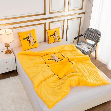 91家纺网 家纺一手货源 找家纺 （总）宝马家纺 2022新款毛巾绣抱枕被