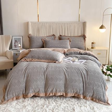 91家纺网 家纺一手货源 找家纺 （总）花漾 2023新款雕花提花牛奶绒宽边四件套