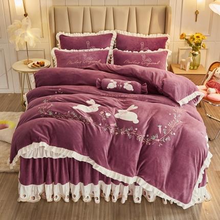 91家纺网 家纺一手货源 找家纺 宜凡 2021新款牛奶绒绣花兔床裙四件套 萌萌兔-烟紫