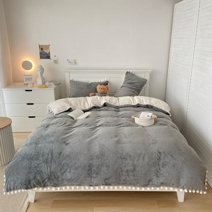 91家纺网 家纺一手货源 找家纺 六巷胡同 2021新款日式小清新华夫格绒球球系列四件套实拍图 灰白