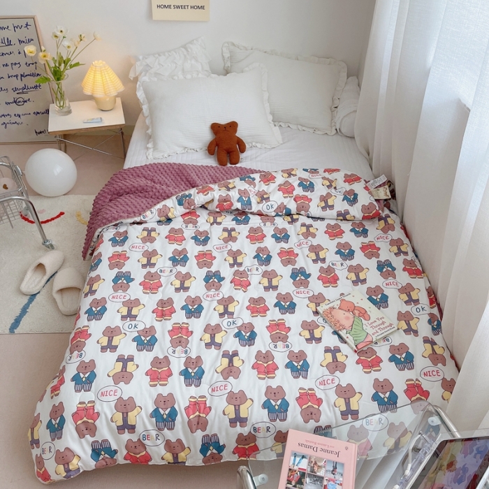 91家纺网 家纺一手货源 找家纺 星期八 2021新款韩国超ins进口安抚豆豆被子春秋被 ok熊