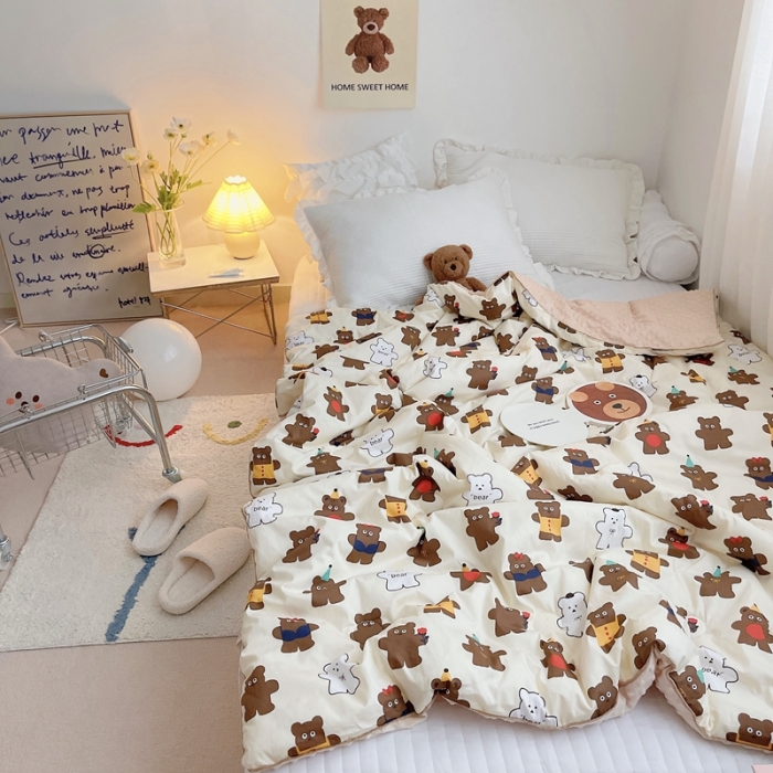 91家纺网 家纺一手货源 找家纺 星期八 2021新款韩国超ins进口安抚豆豆被子春秋被 机器熊棕