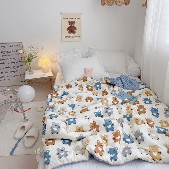 91家纺网 家纺一手货源 找家纺 星期八 2021新款韩国超ins进口安抚豆豆被子春秋被 七彩熊