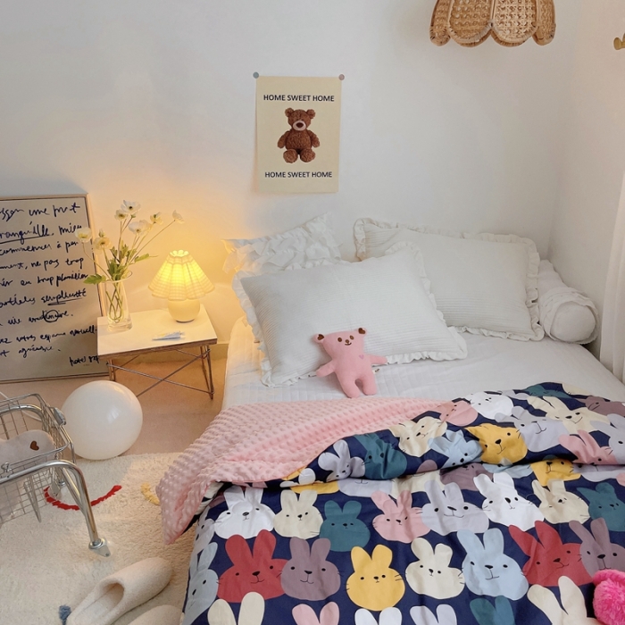 91家纺网 家纺一手货源 找家纺 星期八 2021新款韩国超ins进口安抚豆豆被子春秋被 兔兔帮