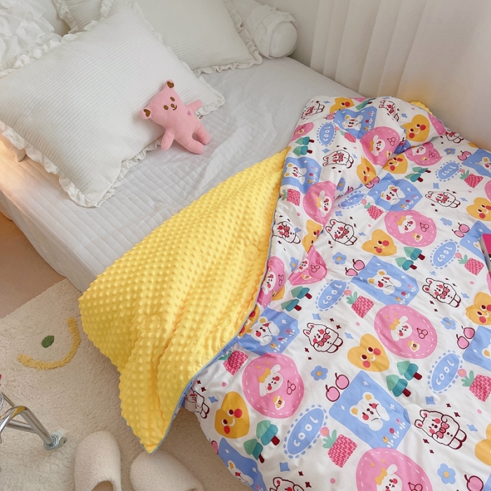 91家纺网 家纺一手货源 找家纺 星期八 2021新款韩国超ins进口安抚豆豆被子春秋被 兔兔乐园