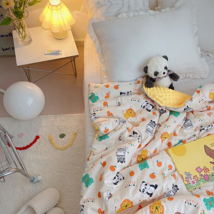 91家纺网 家纺一手货源 找家纺 星期八 2021新款韩国超ins进口安抚豆豆被子春秋被 小狮子