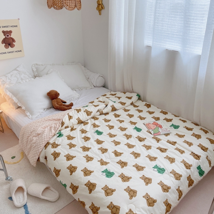 91家纺网 家纺一手货源 找家纺 星期八 2021新款韩国超ins进口安抚豆豆被子春秋被 小棕熊