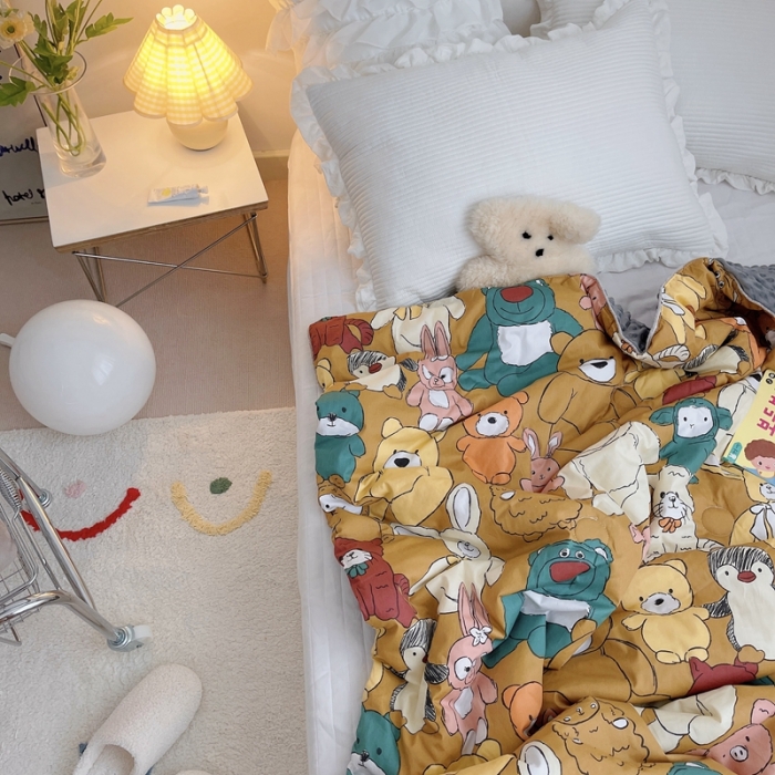 91家纺网 家纺一手货源 找家纺 星期八 2021新款韩国超ins进口安抚豆豆被子春秋被 熊出没