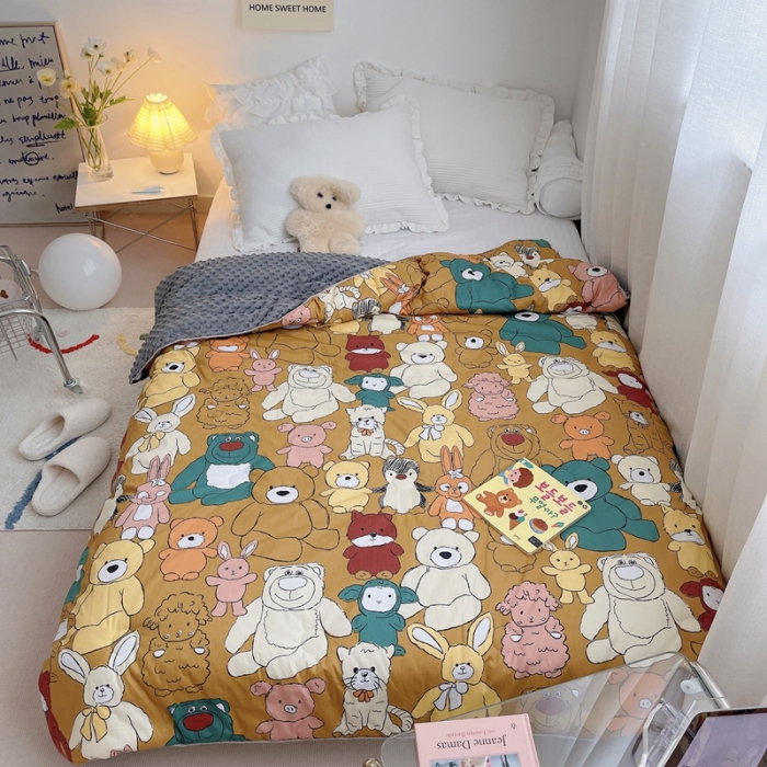 91家纺网 家纺一手货源 找家纺 星期八 2021新款韩国超ins进口安抚豆豆被子春秋被 熊出没
