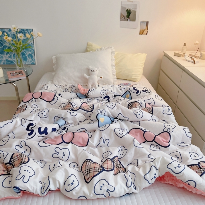 91家纺网 家纺一手货源 找家纺 星期八 2021新款韩国超ins进口安抚豆豆被子春秋被 kitty